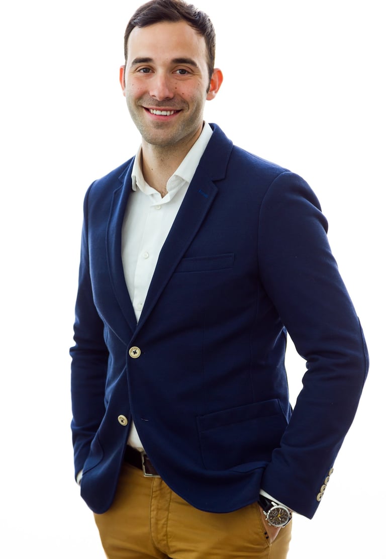 lider da loopz e escritor dos blogs