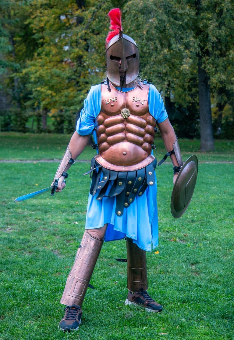 Spartos karaliaus kostiumas,metaliniai sarvai,karvedys.