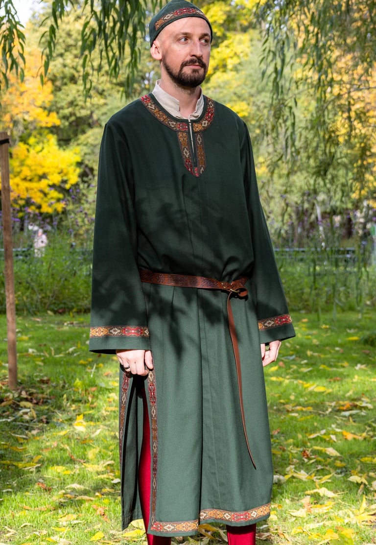 Viduramžių vyriškas kostiumas