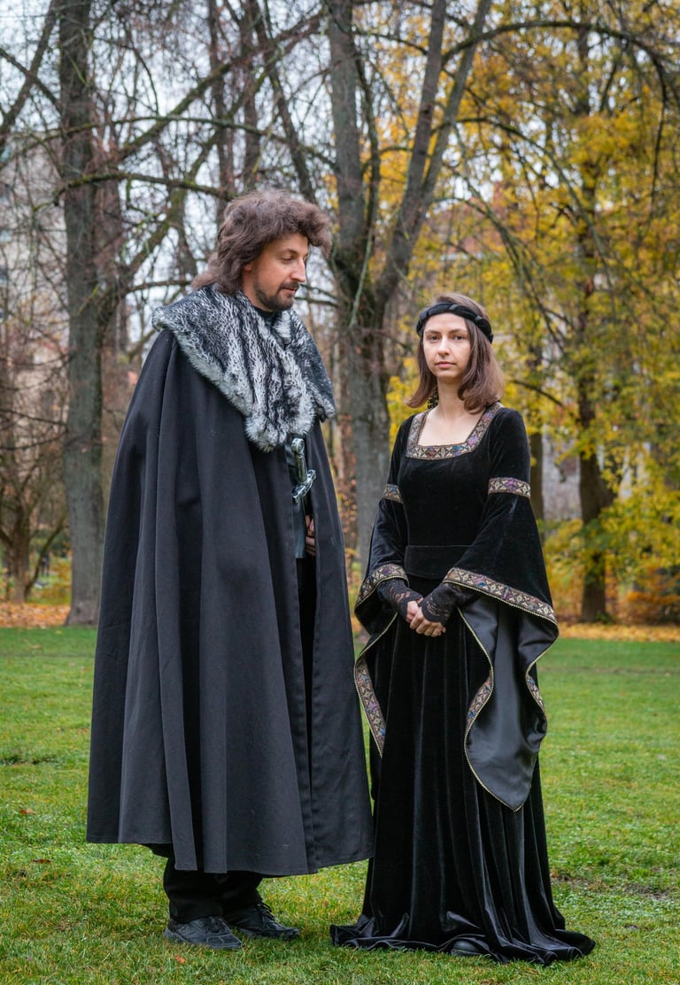 Viduramžių apranga, viduramžių vyriškas kostiumas ir moteriškas kostiumai