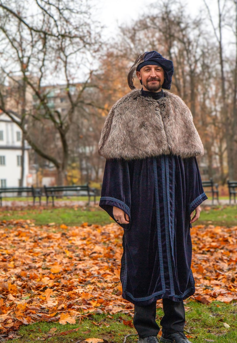 Vyriškas viduramžių kostiumas