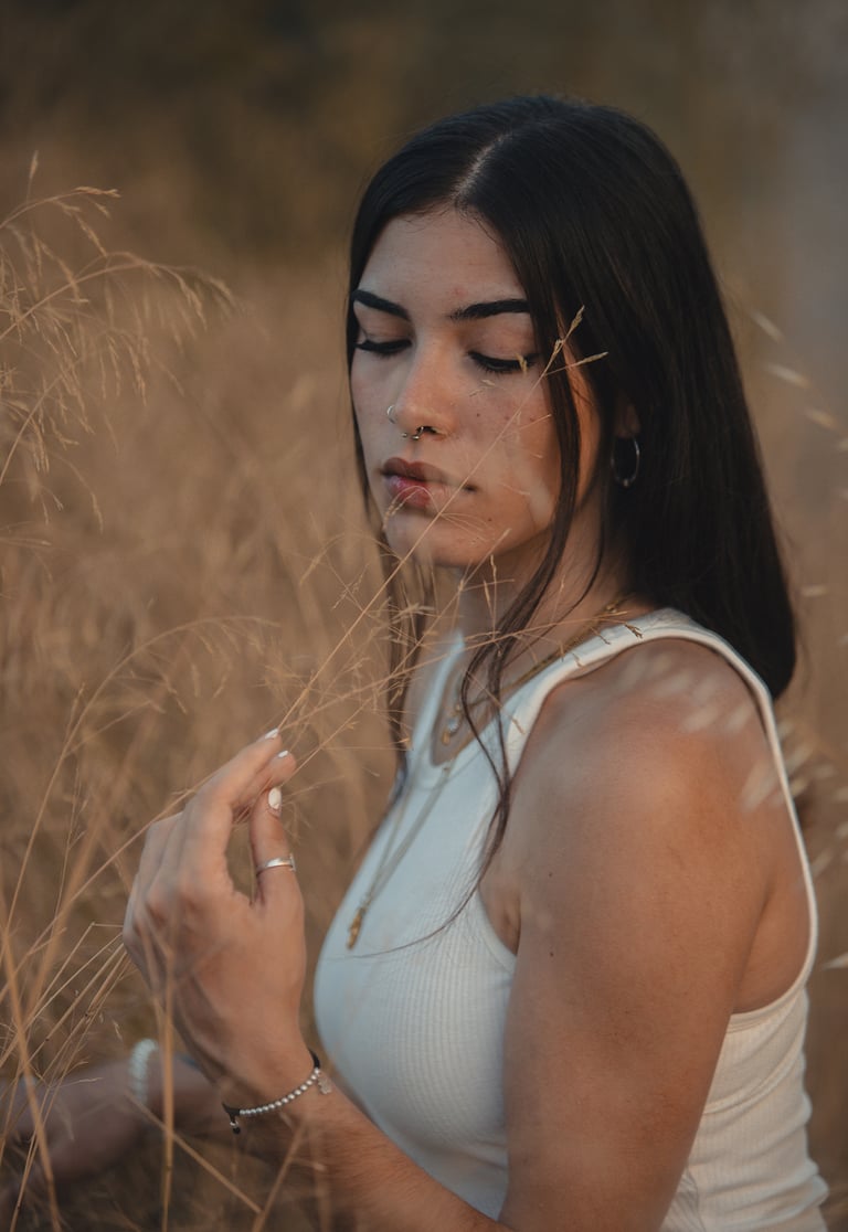 fotografía de modelo en la naturaleza