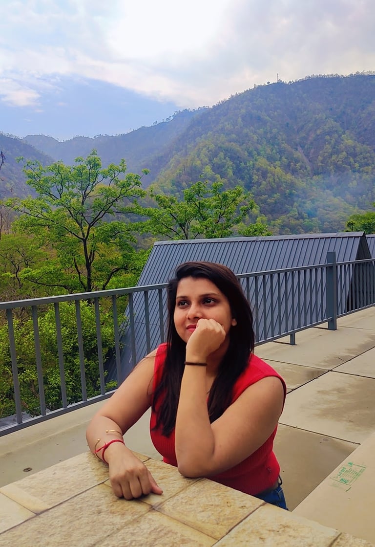 Aarushi Jain being amused by nature and looking at the amazing weather | Aarushi Jain Writes