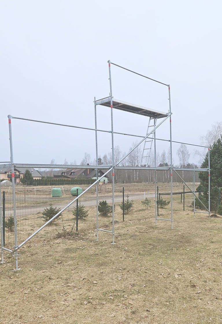 tērauda sastatnes stalazas 9x4.7m