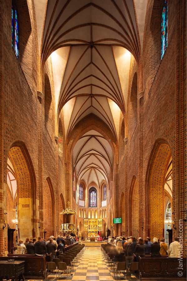 Wnętrze Katedry Poznańskiej