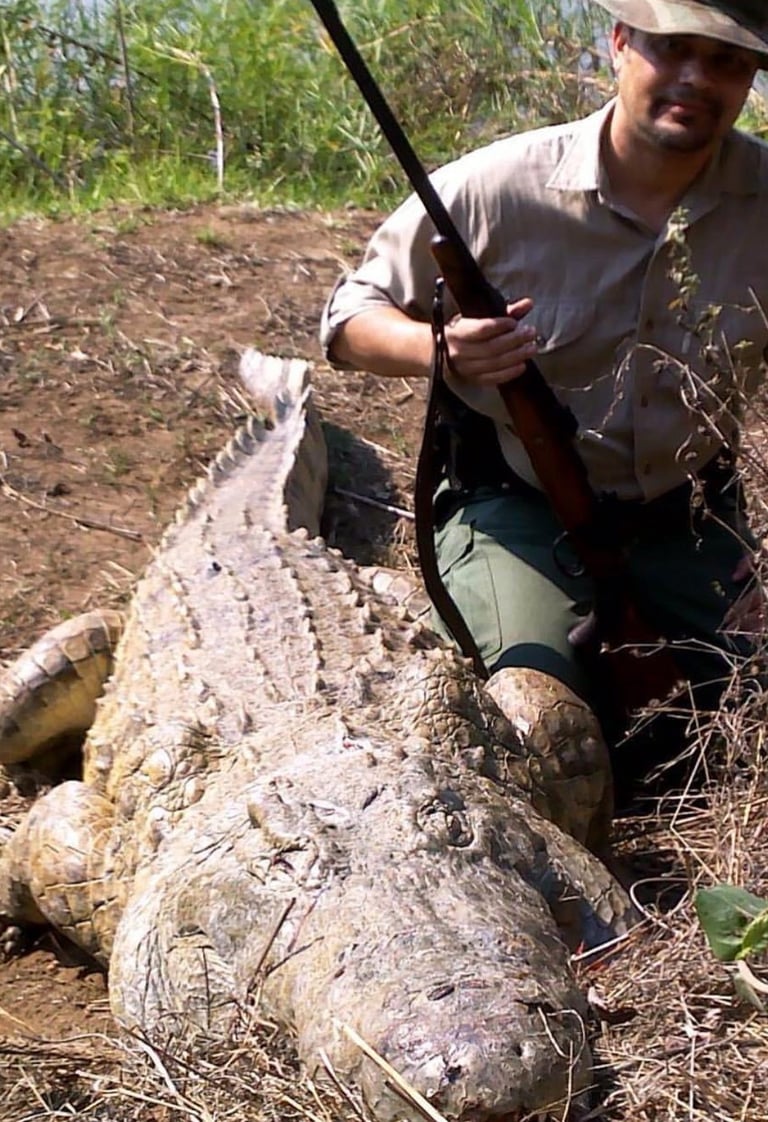 The Real Crocodile Hunter - Ian Bartlett