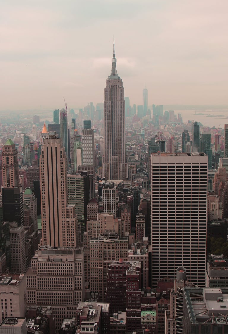 classica visuale dall'alto dello skyline di New York. adatto per poster e incorniciato.