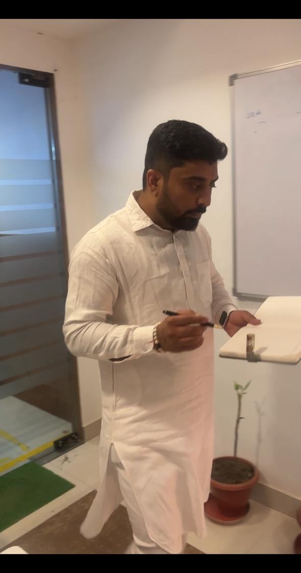 “Consult Pandit Jaiveer Gautam for accurate remedies”