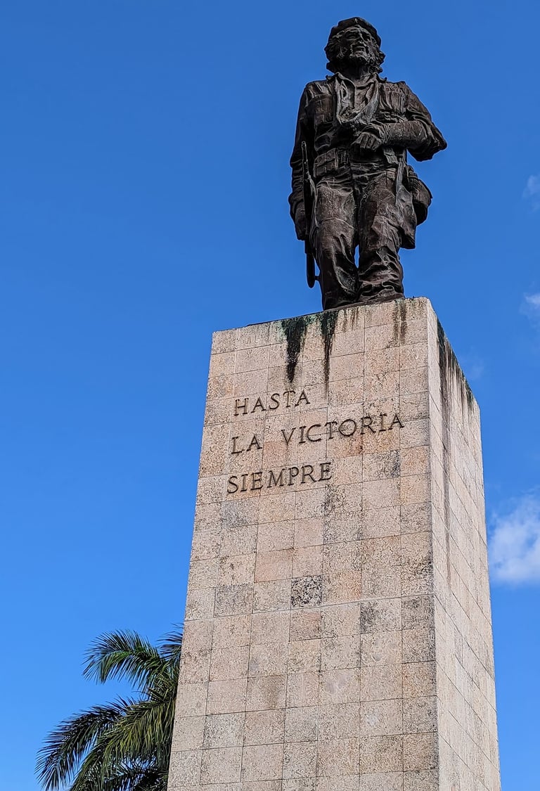 Che Monument in Santa Clara - Hasta la victoria siempre