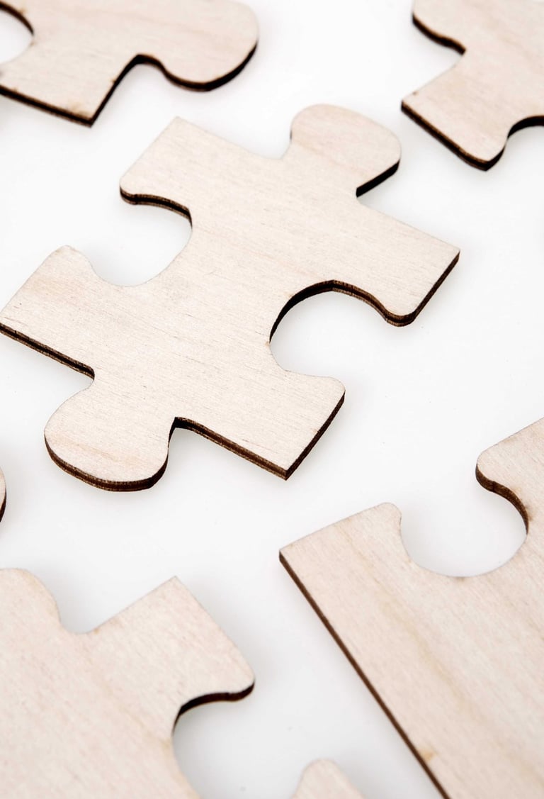 Light wood puzzle pieces