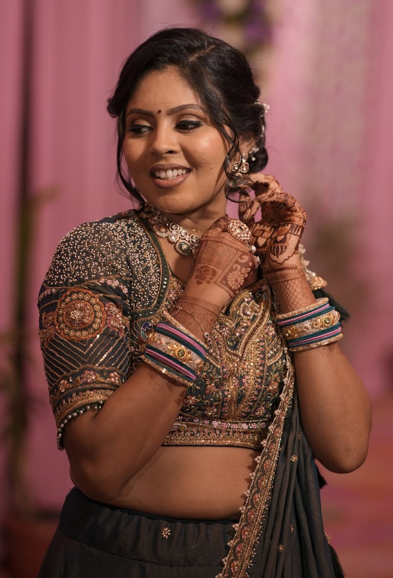 best eye makeup with nude lipstick and luxury jewellry with r&d bridal makeup in gotri