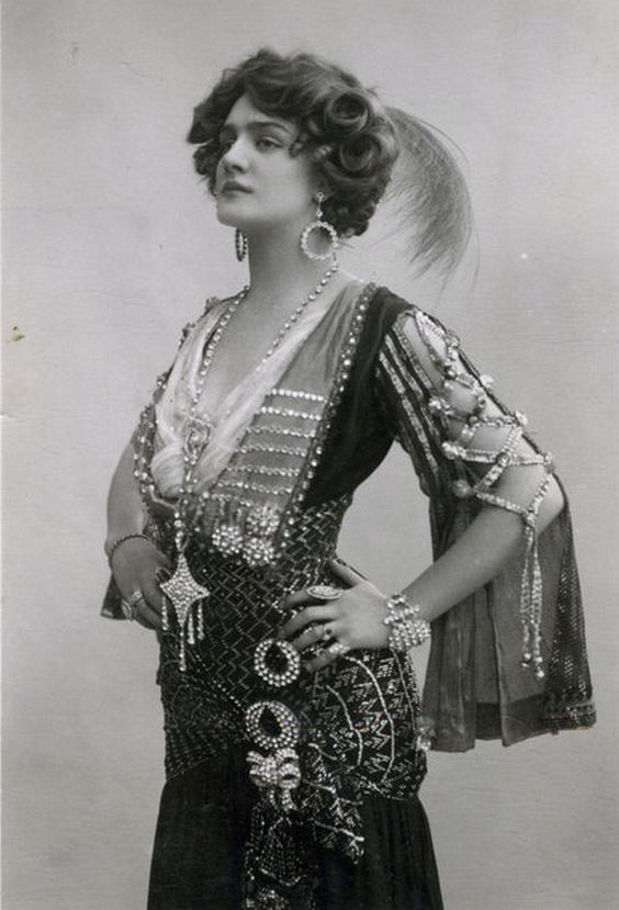 Lilly Elise wearing Assuit costume form The Merry Widow
