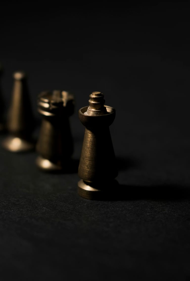 Schachfiguren als Symbol für strategische IT-Beratung, B2B-Führung und digitale Transformation.