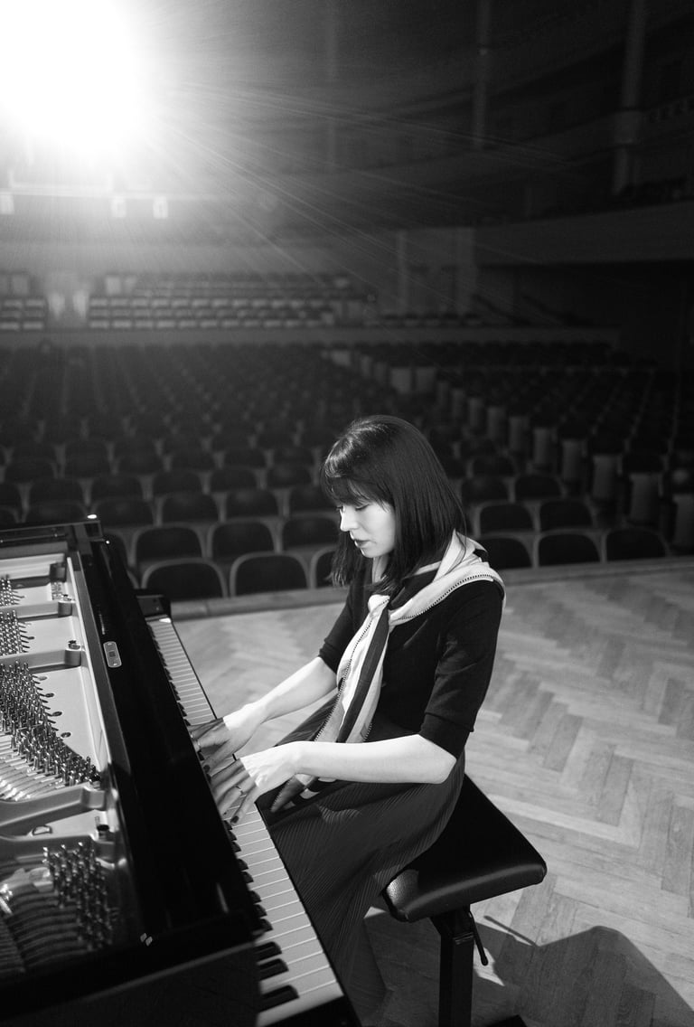 Alice Sara Ott in BOZAR Brussels | Photo by Peter Tra
