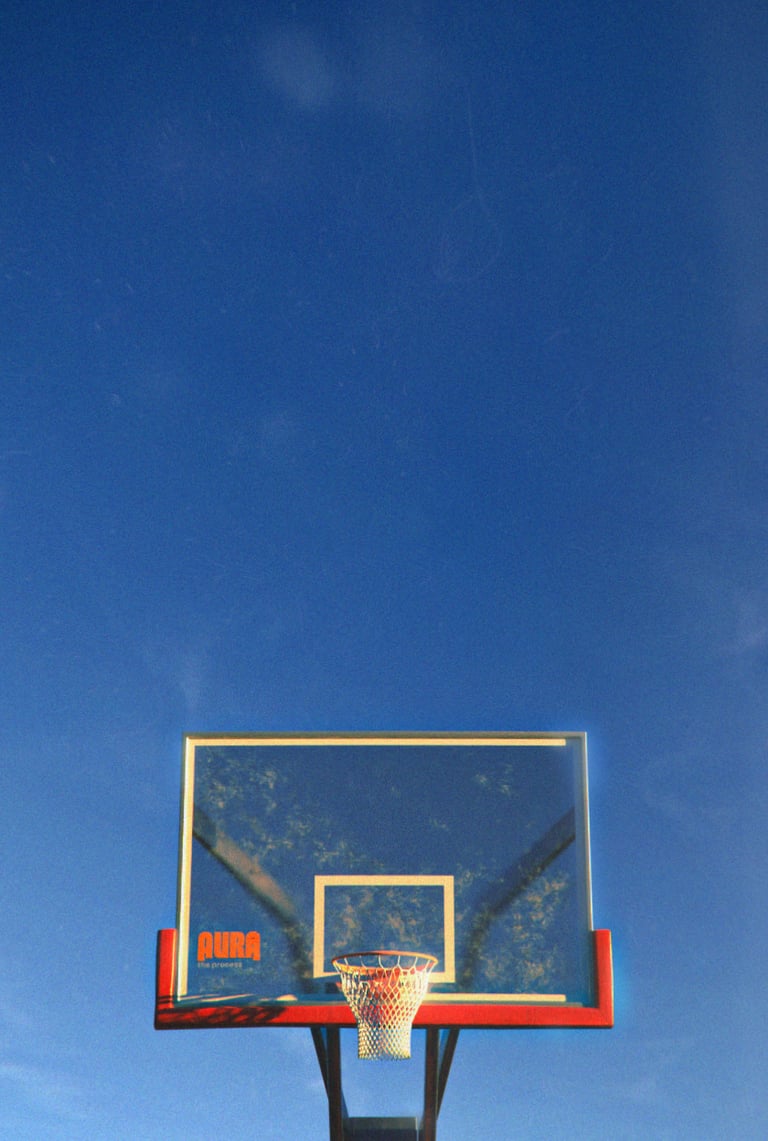 Poster Design de Aura: the process desenvolvido por Helldise Design