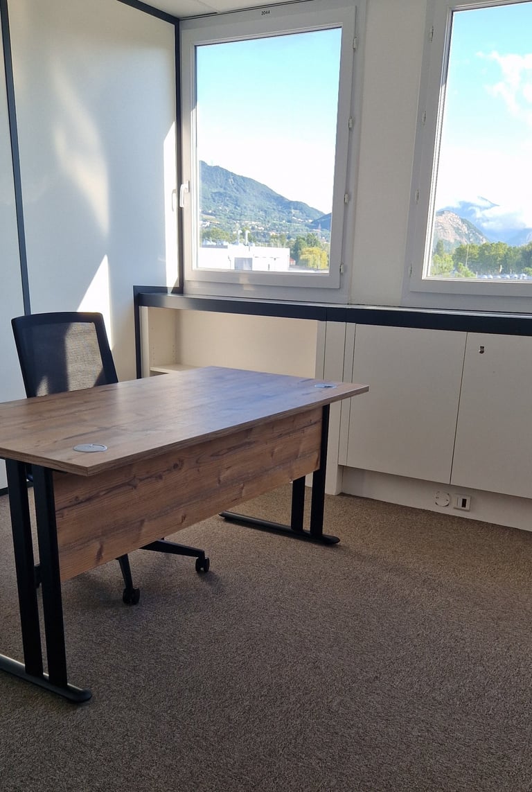 bureau 1 personne cowork pousse locale Varces