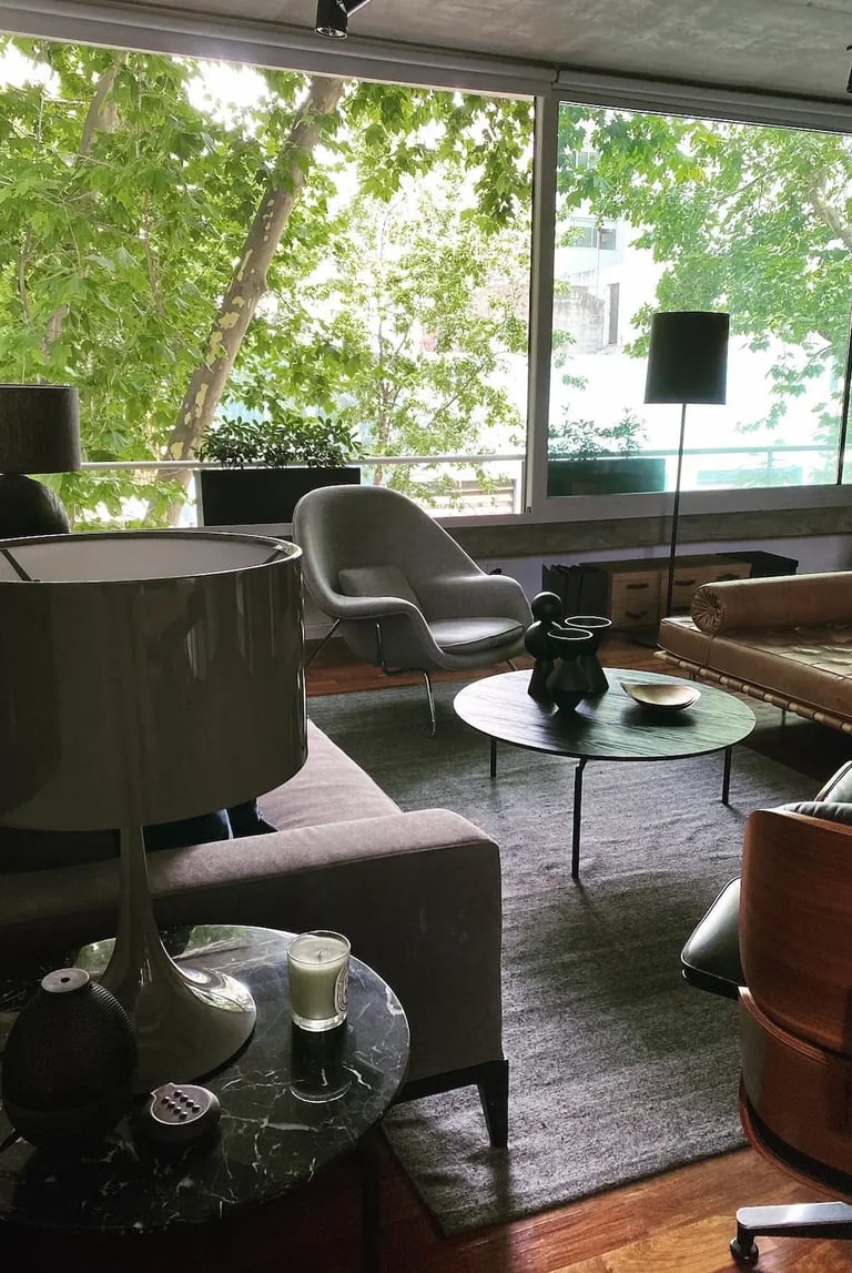 Living luminoso y moderno correspondiente al proyecto Basenses de calle Humboldt en CABA.