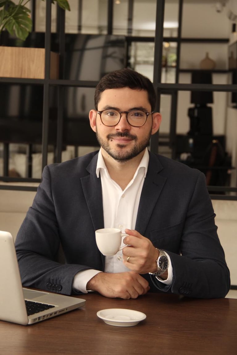 dr. Thiago Pinheiro