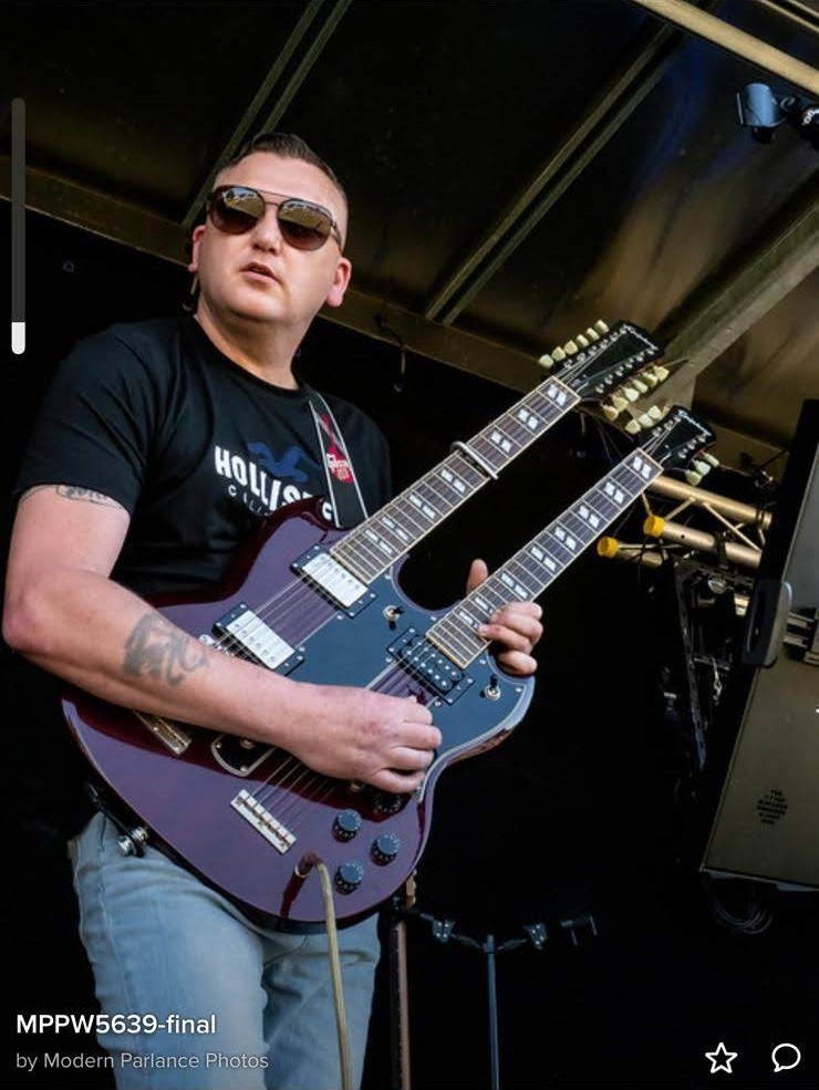 The Dodgers - Rock/Pop covers band Banbury