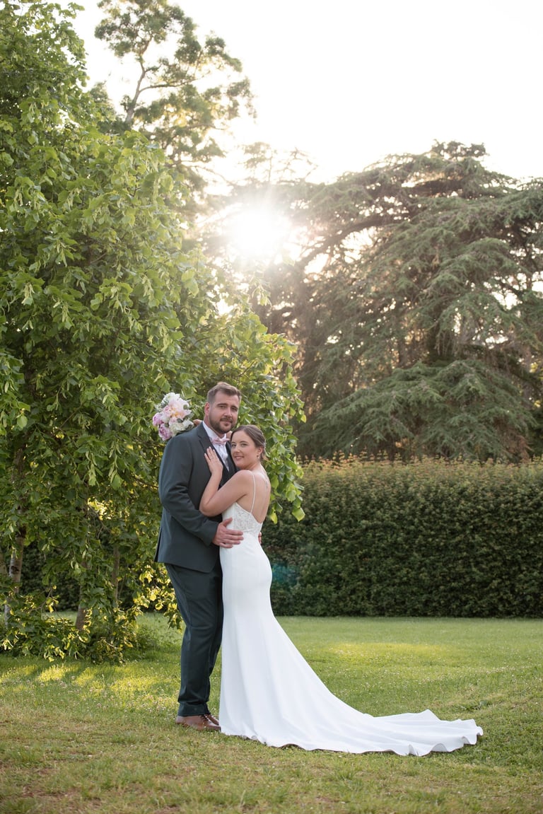 Photographe mariage Château de Caumont Gers — séance couple coucher de soleil