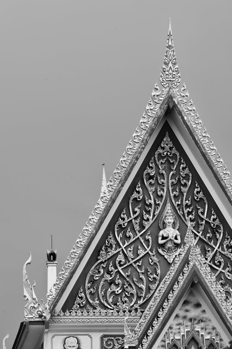 The intricate detailing of a Thai Temple through the lens of photographer Peter Pickering