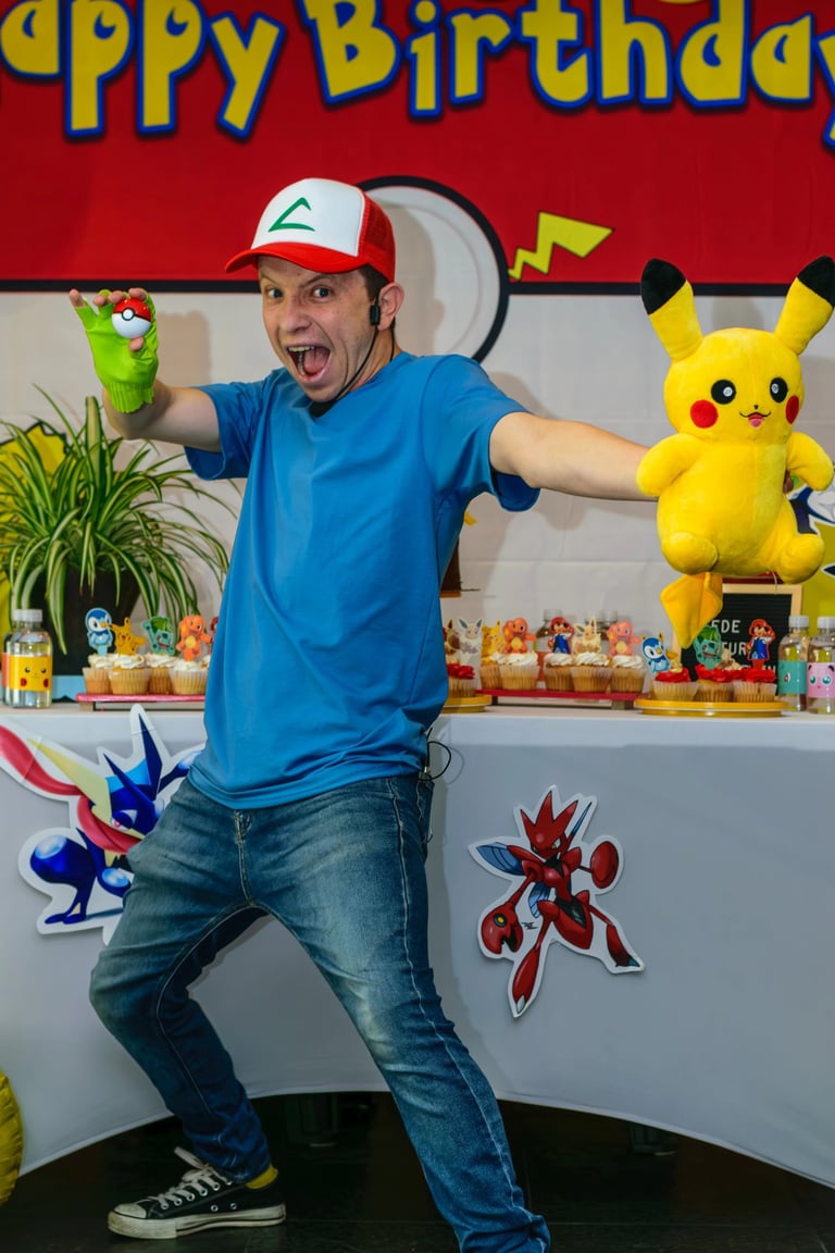 Celebración infantil en Bogotá con decoración y juegos — TheLens.