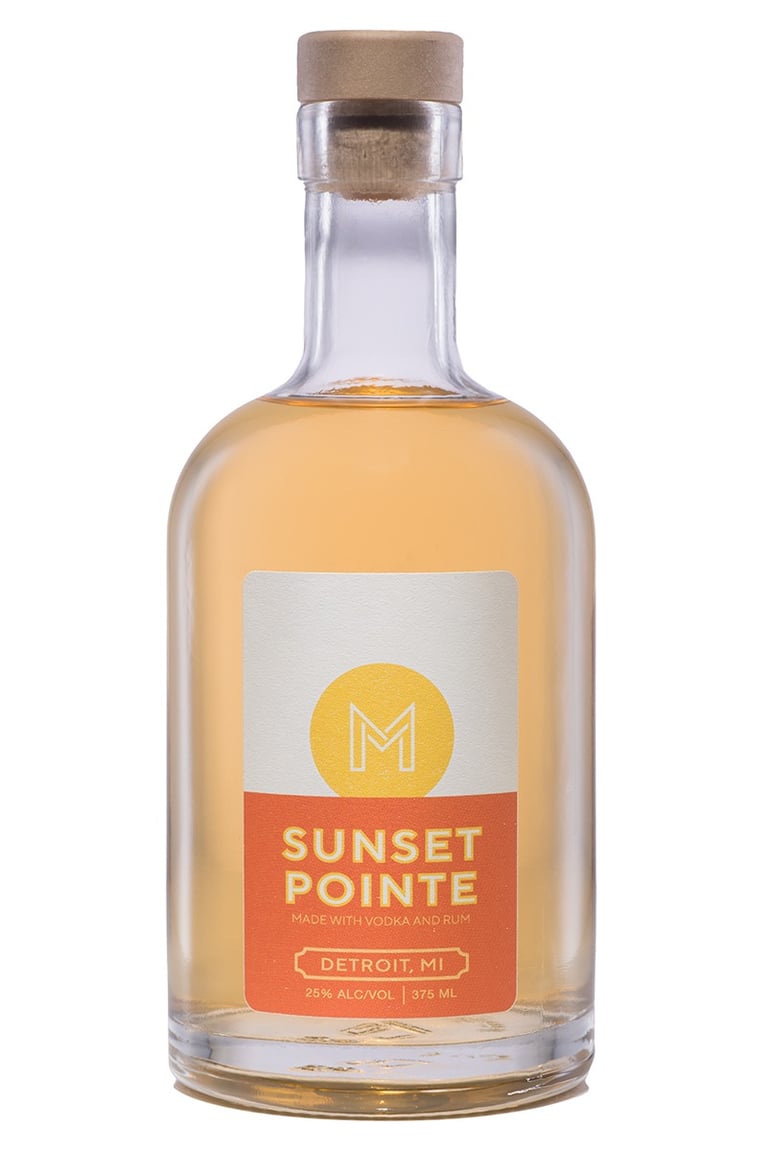 Minimalist Sunset Pointe Cocktail