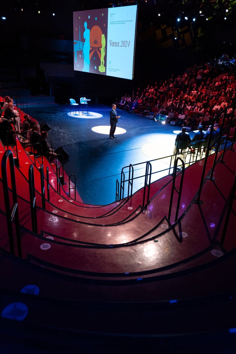 Photographe evenementiel en entreprise capturant des moments forts lors de seminaires, conferences