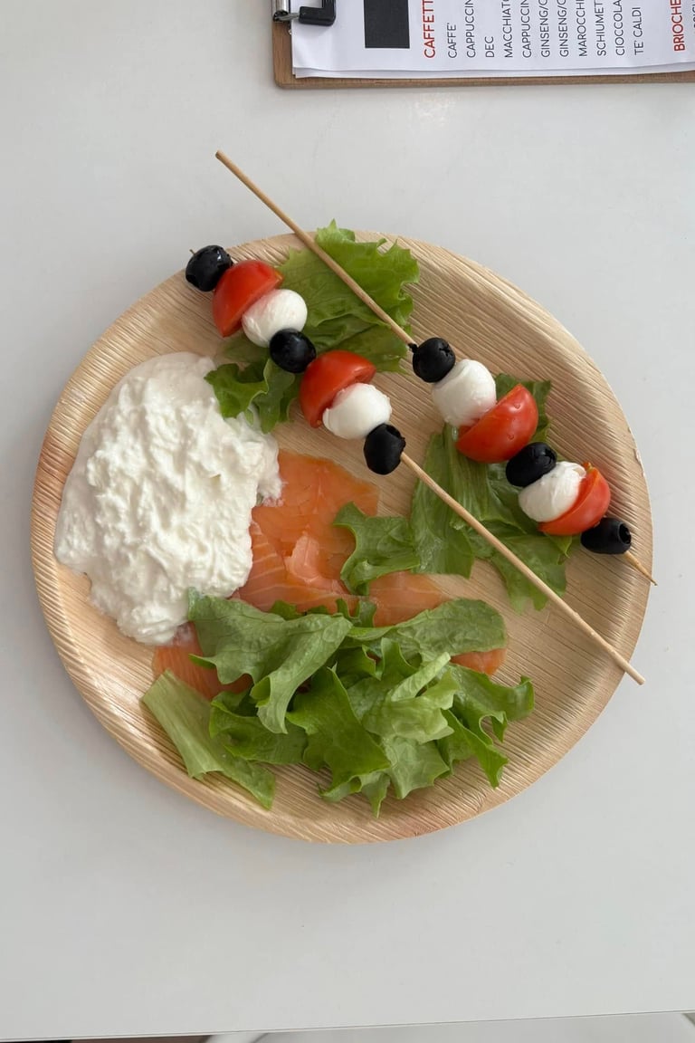 Piatto di Salmone affumicato servito da Camillo Caffè a Santena