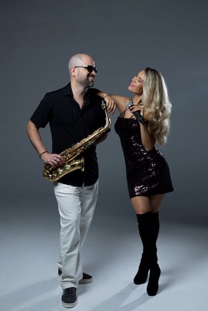 Cantante y Saxofonista