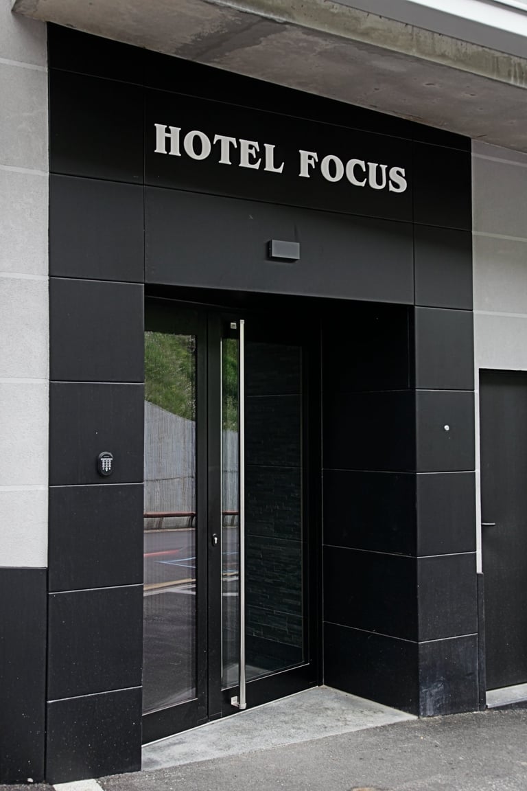 Exterior del Hotel Focus en el Pas de la Casa, Andorra. En los Pirineos