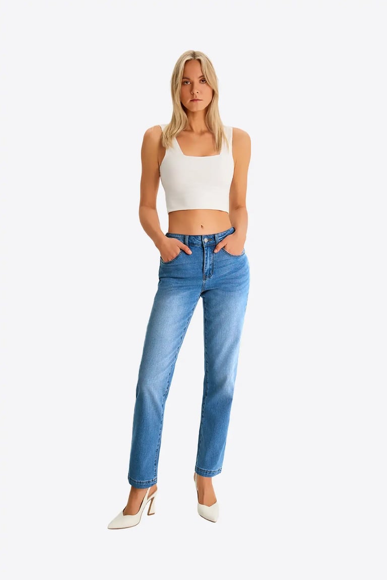 blue skinny jeans