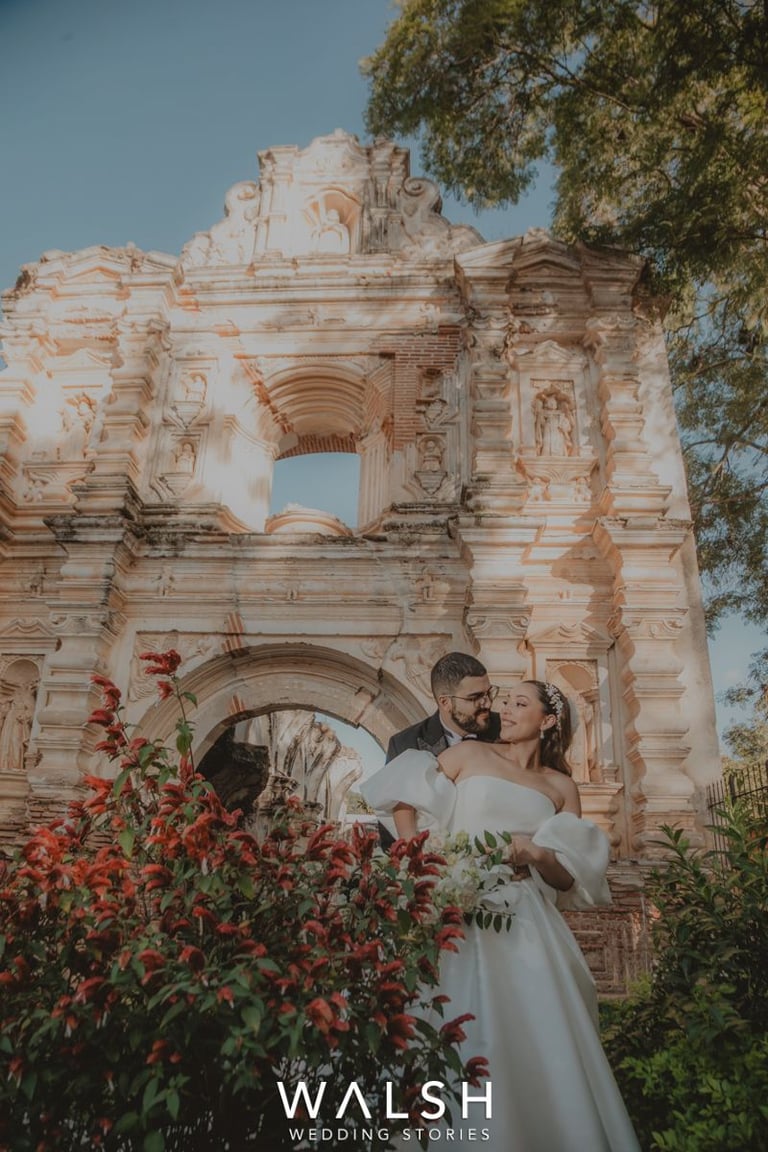 Antigua Guatemala Wedding Photographer-bride and groom with church ruin