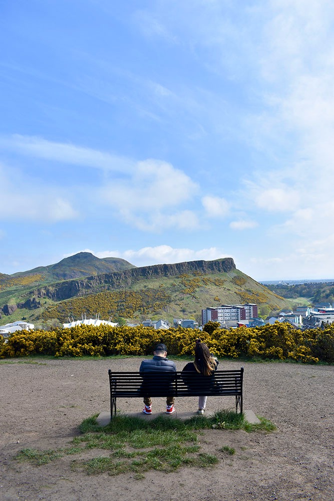 Vue sur Arthur's Seat depuis Carlton Hill