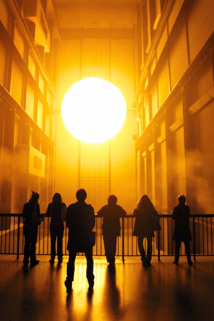 "The Weather Project" - Olafur Eliasson Exibida na Tate Modern em Londres.