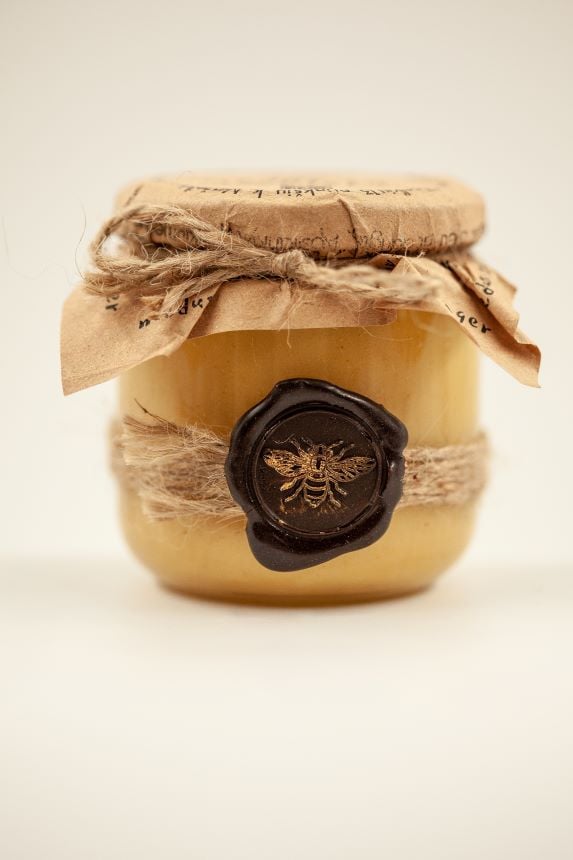 Medus su imbieru. Užpelkių medus. Medaus mišinus su imbieru