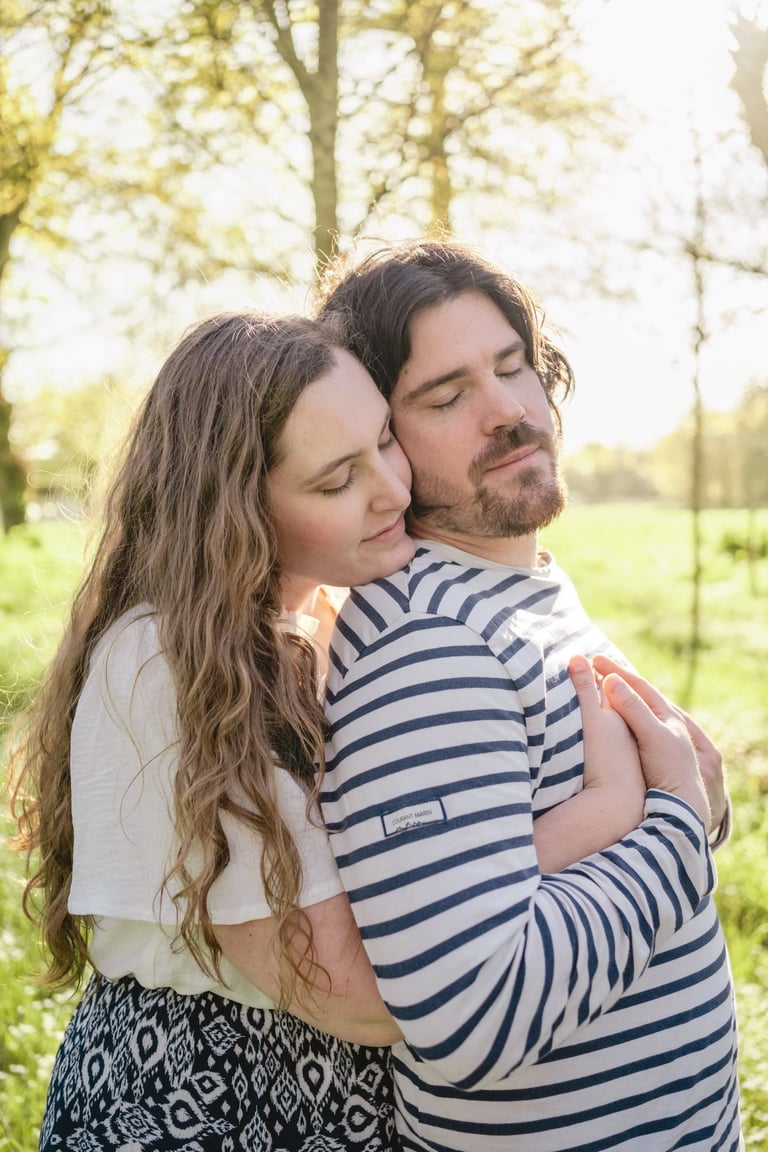 photographie de couple en extérieur à Guichen, Guignen, Baulon, Lassy