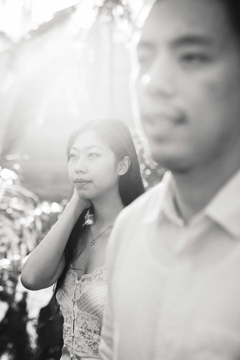 Black and white intimate couple portrait during a sunrise photography session at Tegalalang Ubud Bali.