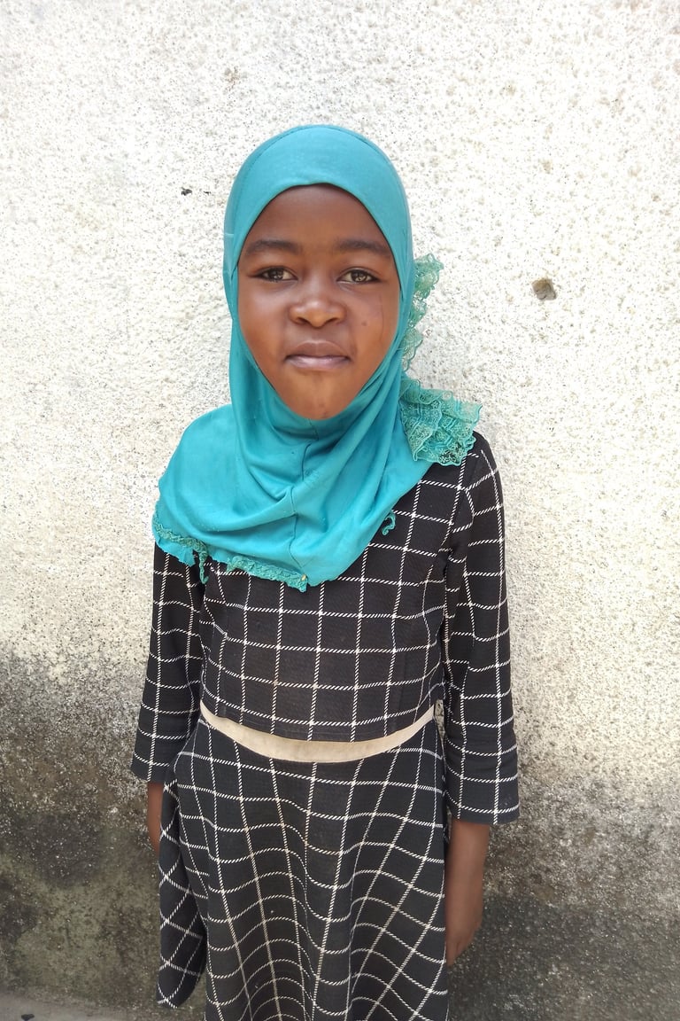 Warda she is waiting for a sponsor