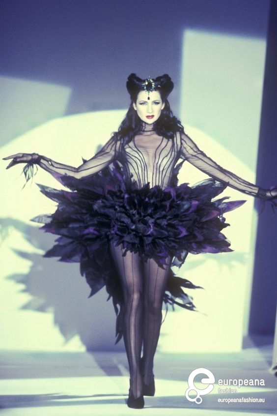 Mugler FW 1992 | © Cookingwiththehamster