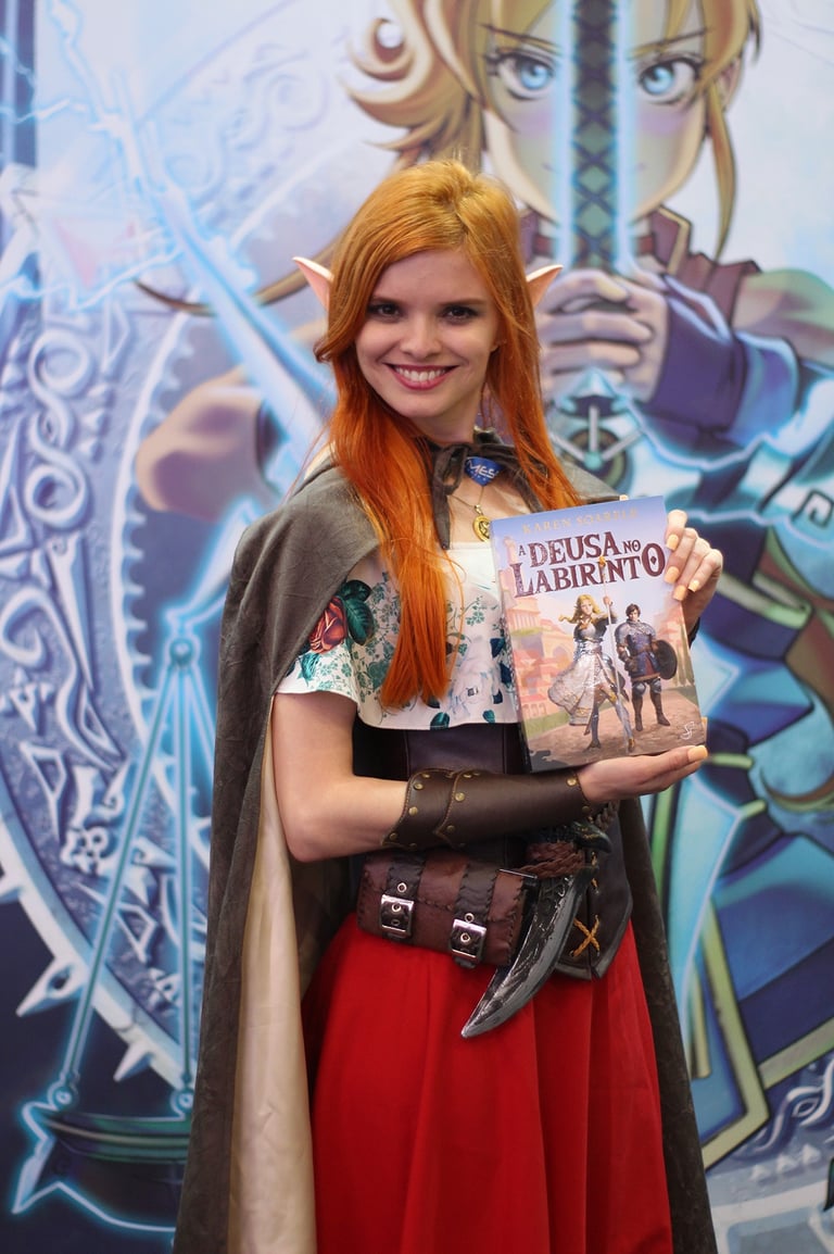 Karen Soarele e seu livro A Deusa no Labirinto, na CCXP 2019