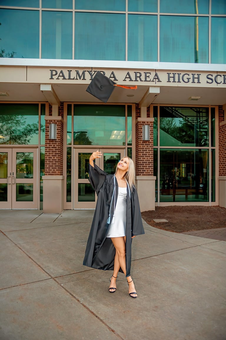 Hershey PA Senior Picture Photographer. Lancaster PA senior picture photographer. Manheim PA senior pictures