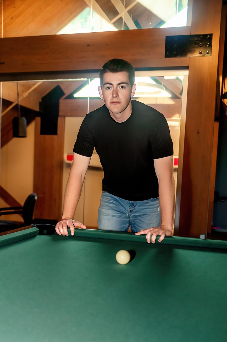 Senior Picture Photographer. Lancaster PA senior pictures. Manheim PA senior pictures. Hershey PA senior pictures. 