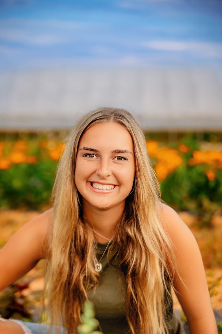 Lancaster PA senior picture photographer. Hershey PA senior picture photographer