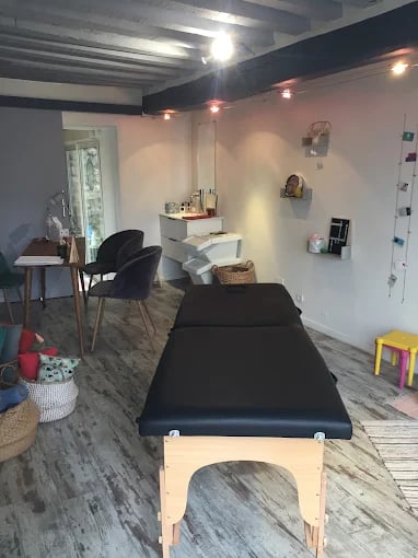 Cabinet d'ostéopathie lumineux et apaisant à L'Isle-Adam