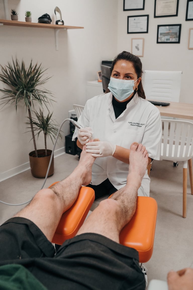 Pédicure et soins des pieds par podologue entre Pau et Tarbes