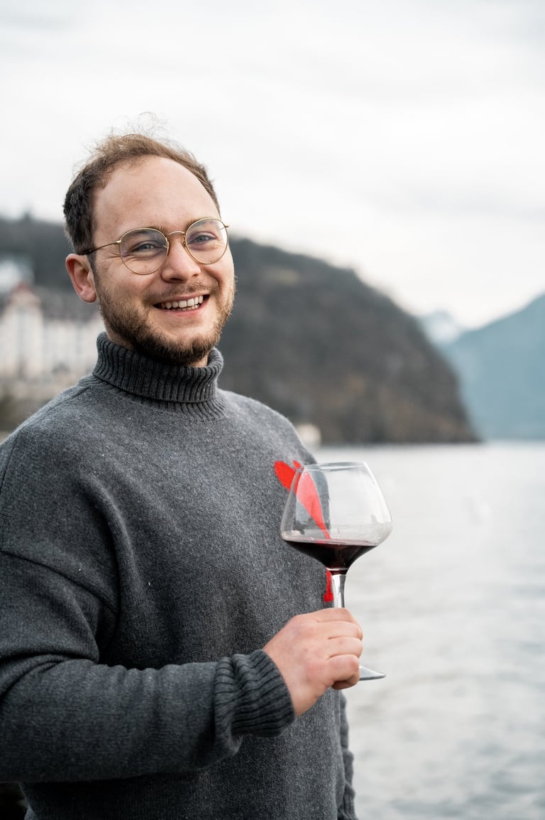 Hugo Jacquemart conseil en vins et évènements de prestige Annecy