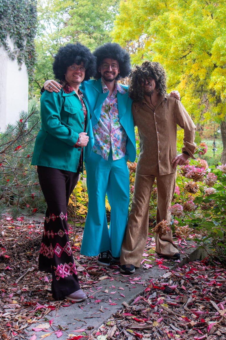 90 -ųjų metų kostiumai