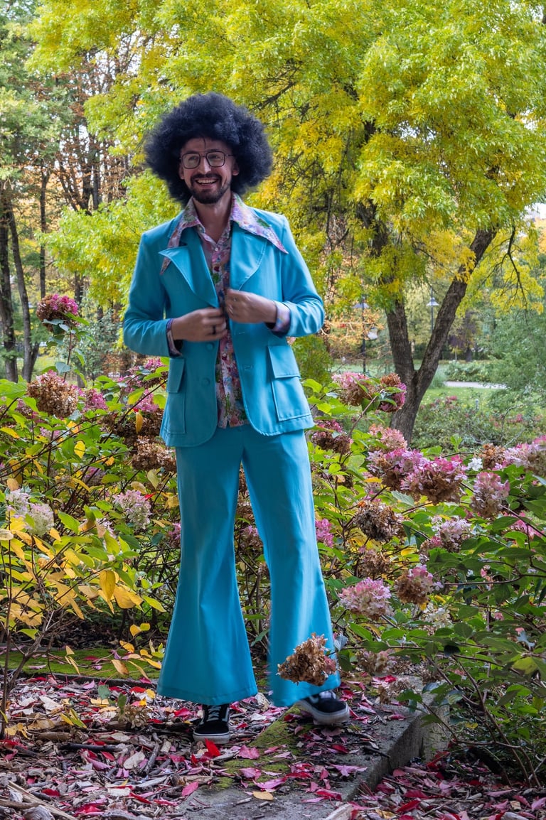 90 -ųjų metų kostiumas,mada