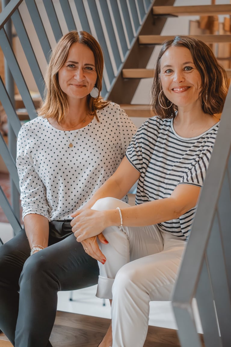 Kathrin Possik und Patricia Bellmann, Gründerinnen von Freddy & Oskar Trauerbegleitung